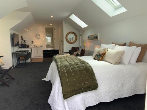 Greytown Bed & Breakfast | The Greytown Loft