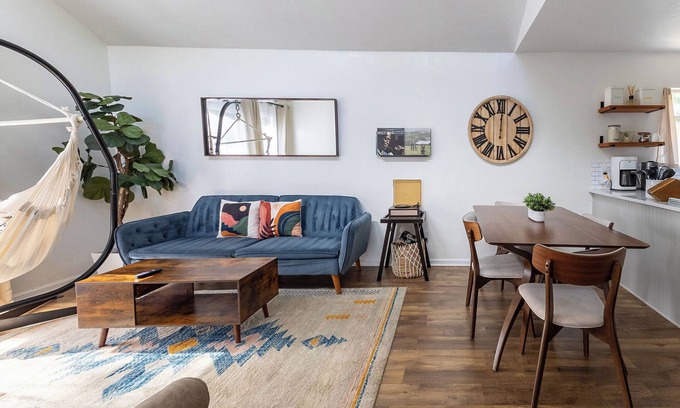 Tallahassee House | The Greywood | A Blackhouse Property