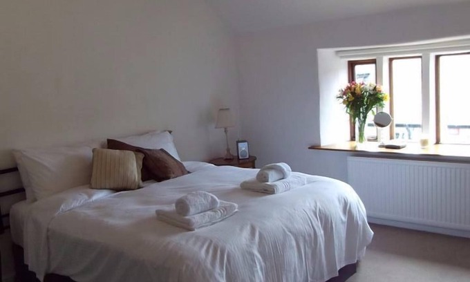 Barkisland Hotel | The Griffin