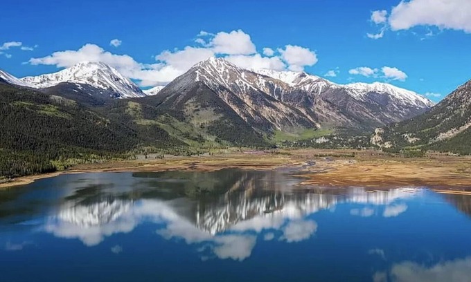 Twin Lakes House | The Grizzly Maze, at Twin Lakes, Colorado