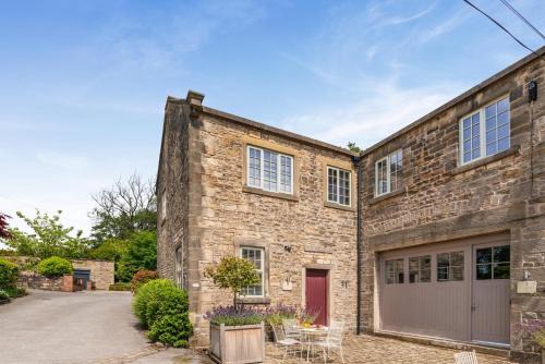 Clitheroe House | The Groomsmen