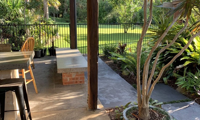 Shoalhaven Heads House | The Grove - Luxury Stays close to beach and golf course
