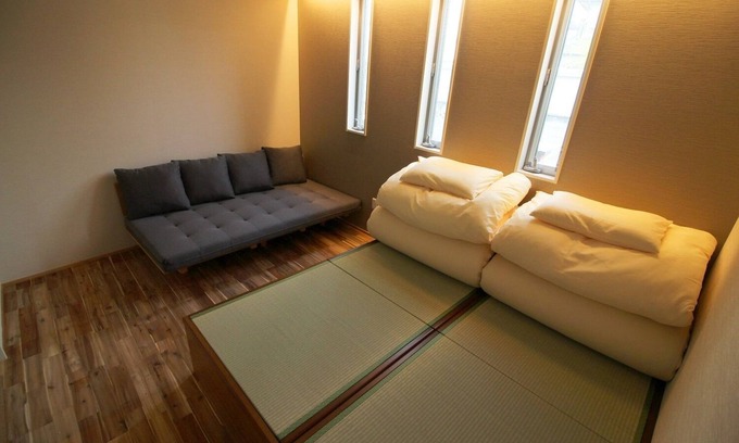 Sawara-ku House | The Guest House CONNE/1Min Nishijin Sta