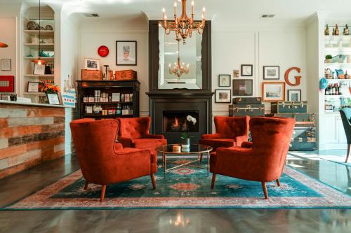 Uptown Hotel | The Guesthouse Hotel