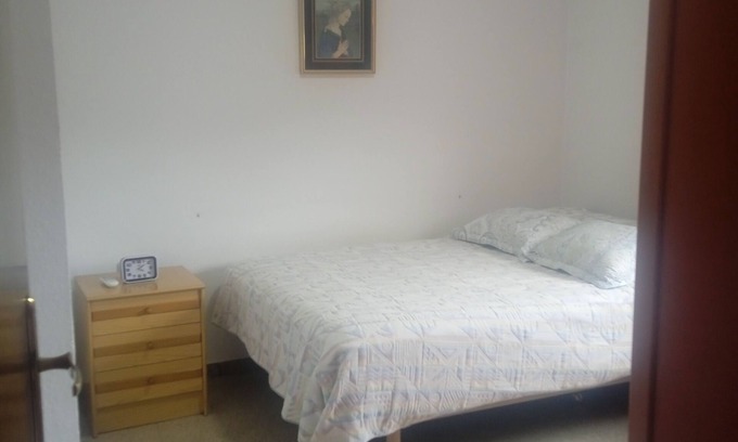 Ciutat Meridiana Apartment | The GuestHouse of Baron's Tower