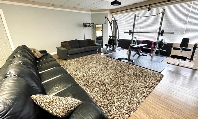 Sudbury Apartment | The Gym Retreat by Casa Cruze