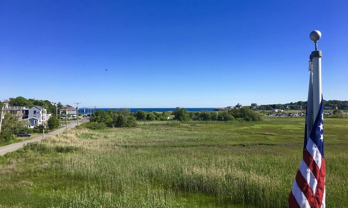 Gloucester House | The Haabah Beach Retreat—4 Minute Walk to Beach