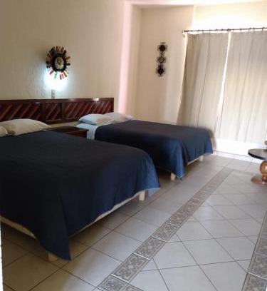 Guerrero Negro Hotel | The Halfway Inn