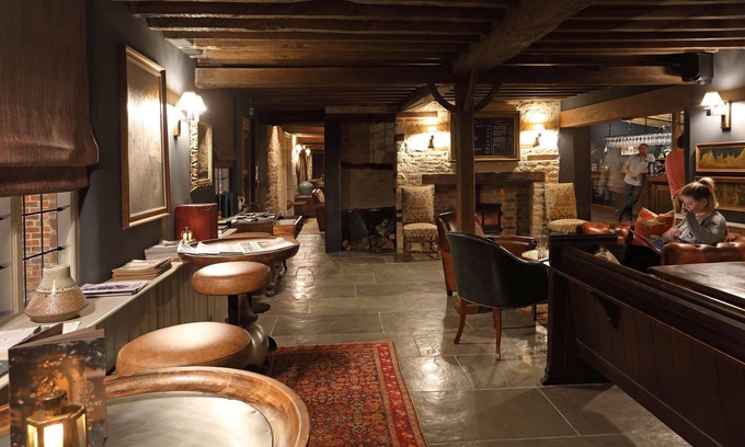 South Leigh House | The Harcourt Arms