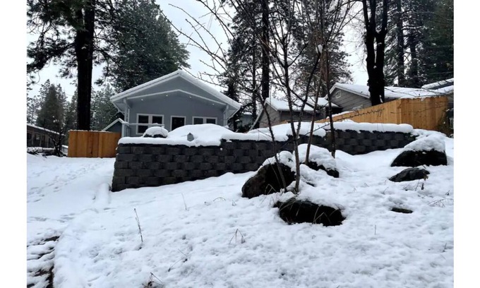 Grass Valley House | the Haven: brand new rebuild, fresh and sweet.
