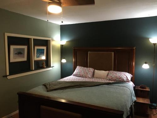 Keaau Apartment | The Hawaii Red House Apartment Private