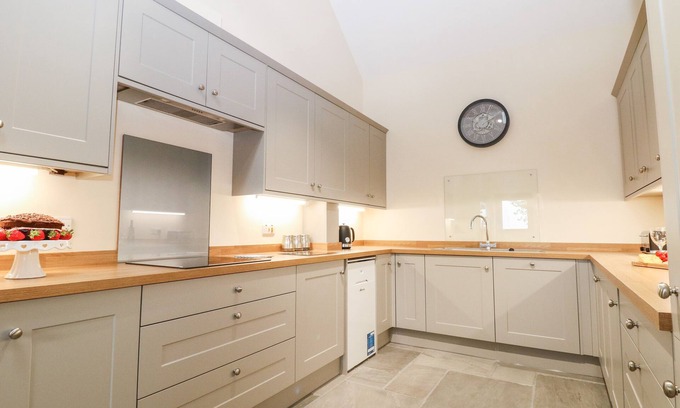 Alstonfield Cottage | The Haybarn