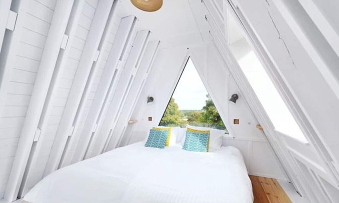 Thakeham Cabin | The Hazel Hide - Luxury Eco A-Frame Cabin