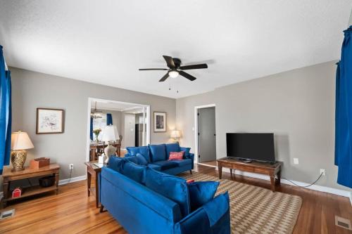 Huntsville House | The Heart of Merrimack Historic Mansion