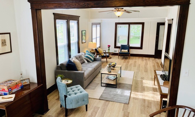 Three Oaks House | The Heartwood House<3 : Dwntwn Three Oaks, 2BR/2BA