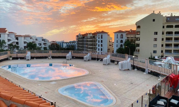 Los Cristianos Apartment | The Heights relax