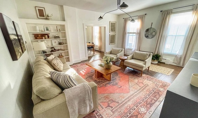 Grand Rapids House | The Heritage Hill Rustic Farmhouse in Downtown Grand Rapids.