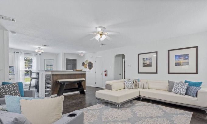 Ocean Springs House | The Heron House. Gameroom. Minutes to the Beach and Downtown!!