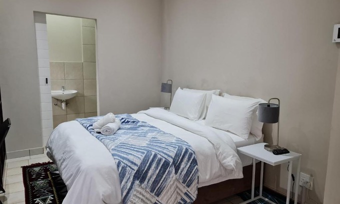 Berea Bed & Breakfast | The Hide on Tindale