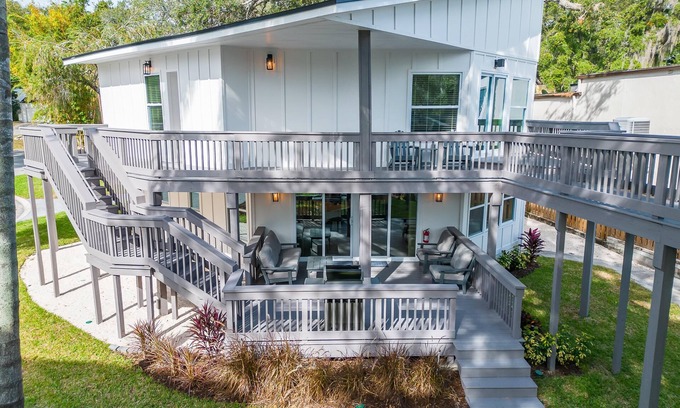 Old Seminole Heights House | The Hideaway - 3 Bed/3.5 Bath on water in Tampa Bay