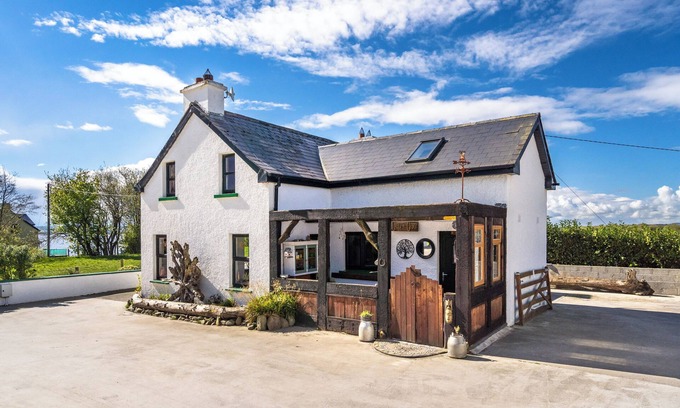 Muff House | The Hideaway - Shore House. Stunning period home in tranquil setting.