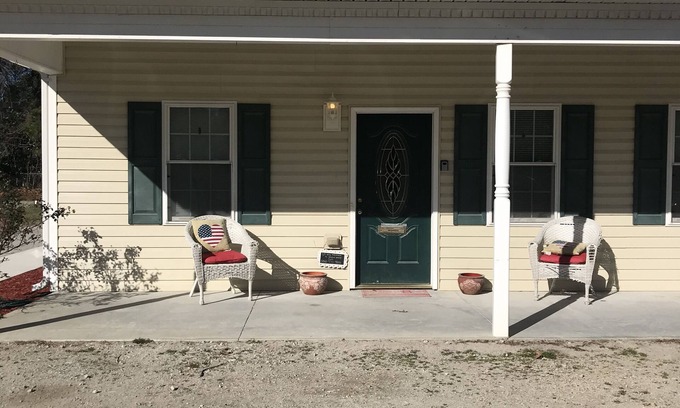 New Bern House | The Hideaway Suite*