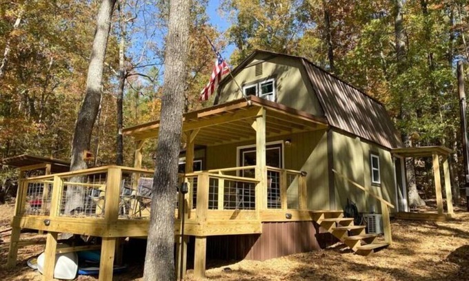 Coosa Cabin | The Hideaway
