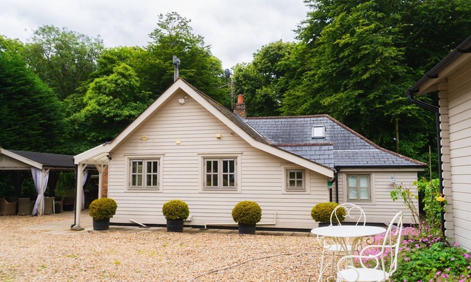 Welwyn House | The Hideout House by TAS | Luxury Holiday Home