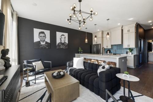 Nashville House | The Hideout Icon-Inspired Style & Rooftop Chill