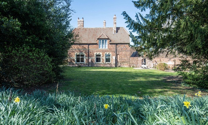 Baldersby House | The Hill - Country House - Dog Friendly