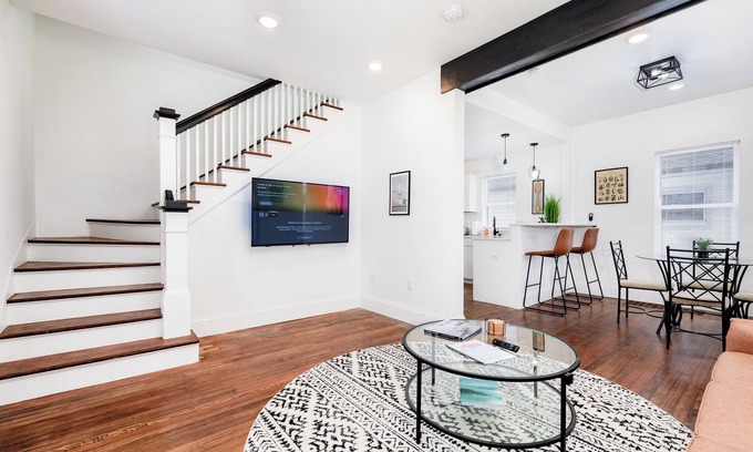 Tower Grove South House | The Hill/Dogtown Stylish Retreatn