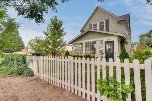 East Colorado Springs House | The Historic Blue Bird Cottage
