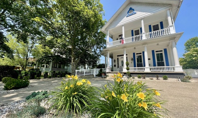 Marietta Apartment | The Historic Buckley House