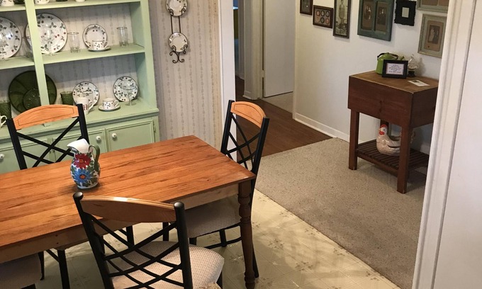 Chappell Hill House | The Hoffmann Vacation Rental Bed & Breakfast
