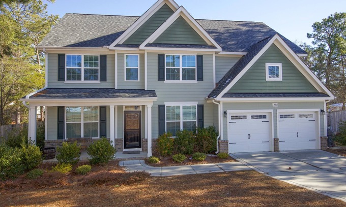 Pinehurst House | The Holiday House - 5 Bedroom Pinehurst Home