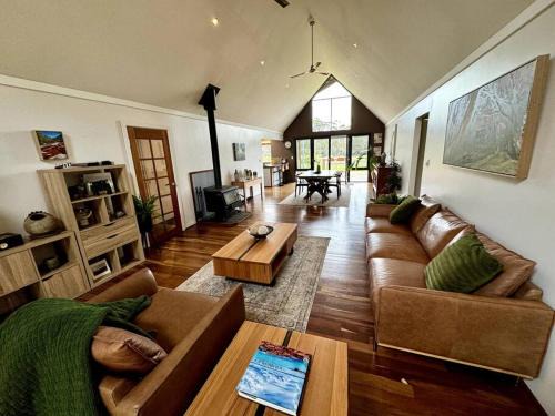 Deanmill House | The Homestead at Dalton's Paddock