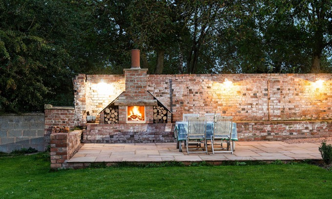 Leominster Apartment | The Hop Kiln and The Hayloft are two unique and attractive holiday lets