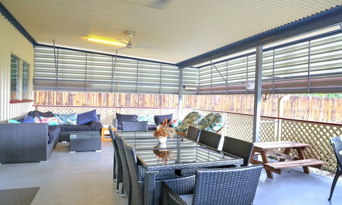 Kurrimine Beach House | The Hopeful Hut: Family, Pets & Fishing! Welcome to Your Beachside Escape :)