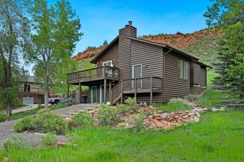 Fort Collins House | The Horsetooth Stoop - Biking, Boating & Sunsets