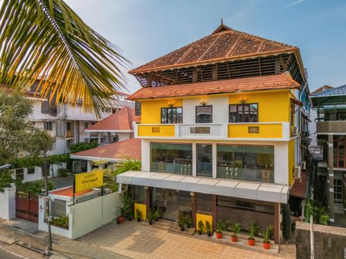 Fort Kochi Hostel | The Hosteller Fort Kochi, Ocean Edge