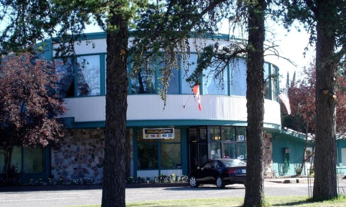 Falcon Lake Hotel | The Hotel at Falcon Lake