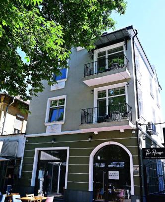 Vranyantsi Apartment | The House - Central Boutique Apartments