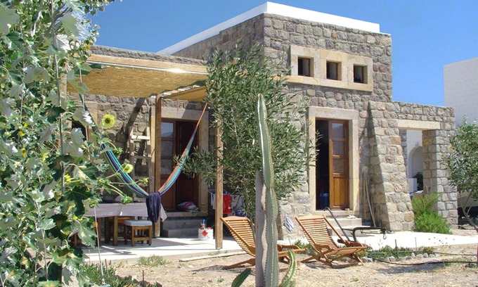 Skala Apartment | The house is stone, cozy, quiet, 2 steps from the center.