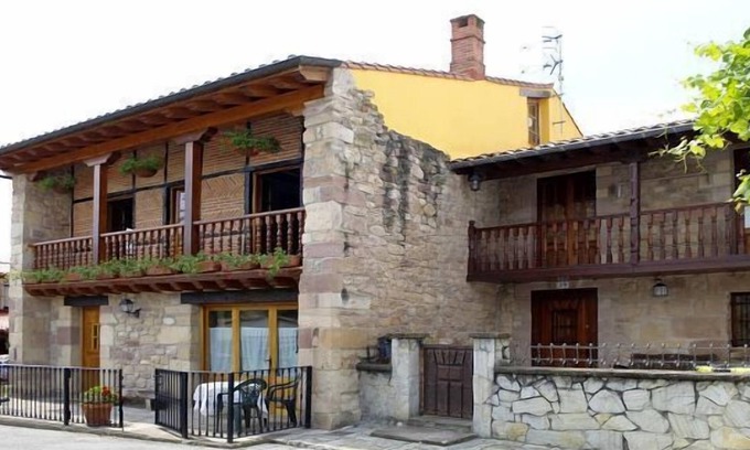 Viernoles House | The House of Consuelo (3) for 6/7 people