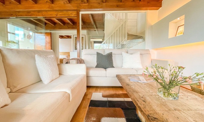 Bourg-Madame House | The House of Mary