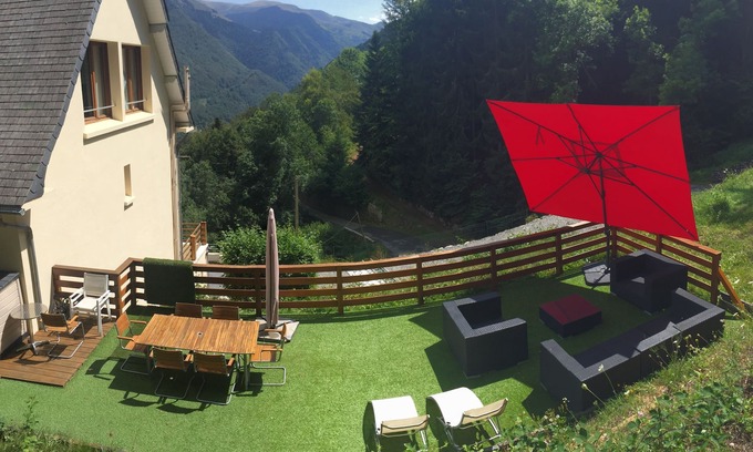 Borderes-Louron Apartment | The House of ILHAN, AMAZING VIEW ON THE LOURON
