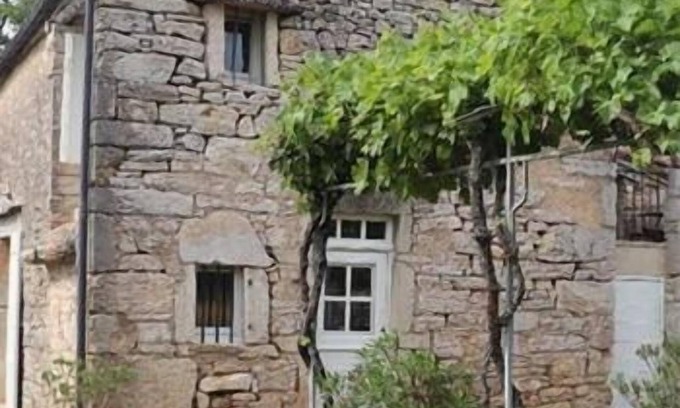 Cenevieres House | THE HOUSE OF MARIE VIGNE