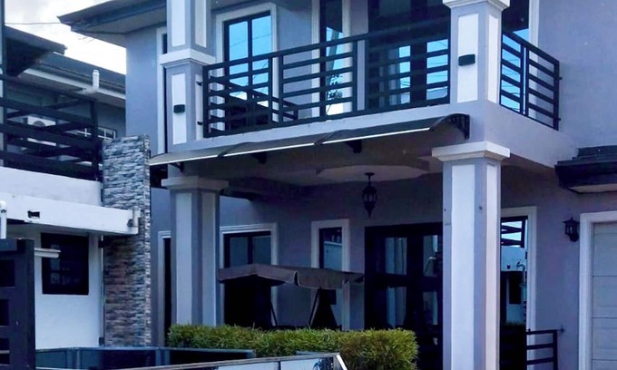 Claxton Bay House | The House of Praise 2Bd