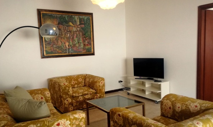 Arluno Apartment | THE HOUSE OF QUADRI - Near Rho / Pero Fair and Milan city, Malpensa, Lakes.