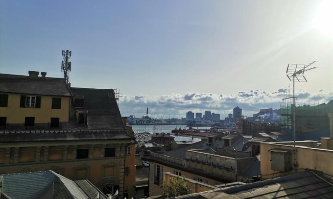 Pre Apartment | The house on the roof in Genoa